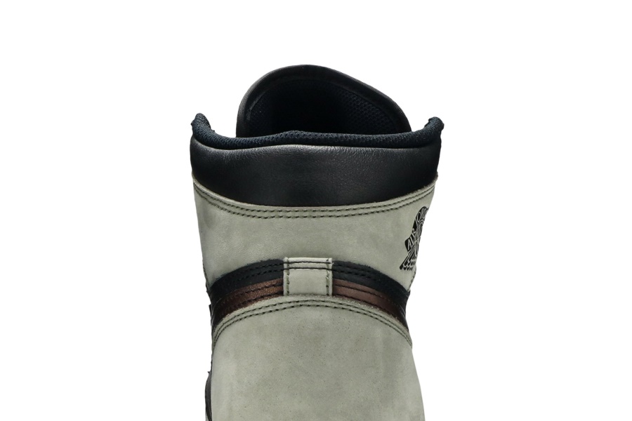 Air Jordan 1 ретро висок и патина