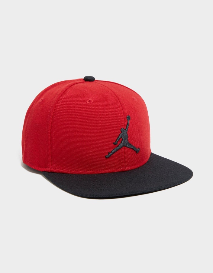 червена шапка Jordan Pro Jumpman Snapback